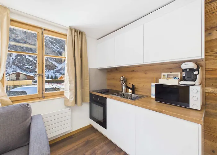 Spacious Alpine Family Near Zermatt *