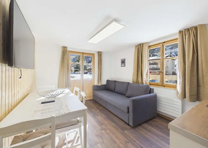 Spacious Alpine Family Near Zermatt *